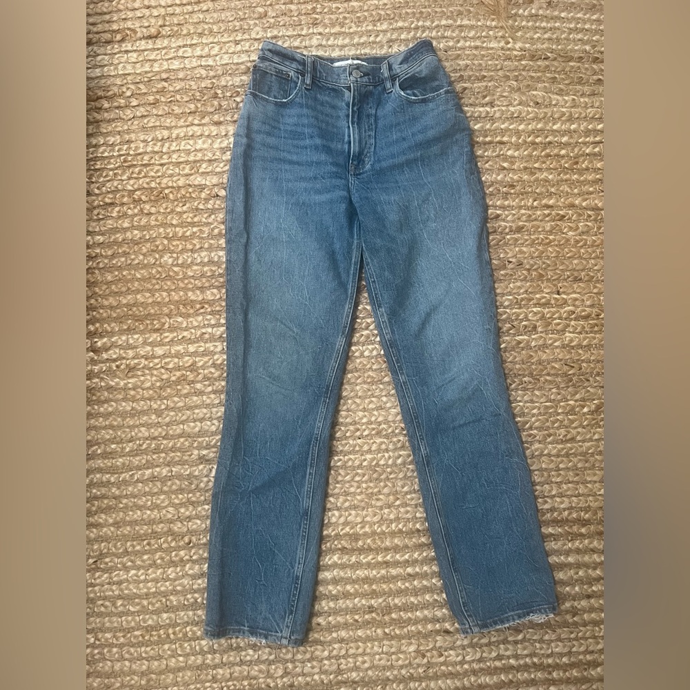 Abercrombie Curve Love 90s Ultra High Rise Straight Jeans Size 26